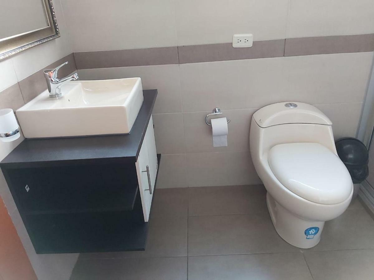 קיטו Hostal Tutamanda 2 מראה חיצוני תמונה